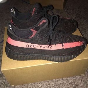 Red strip yeezy Adidas